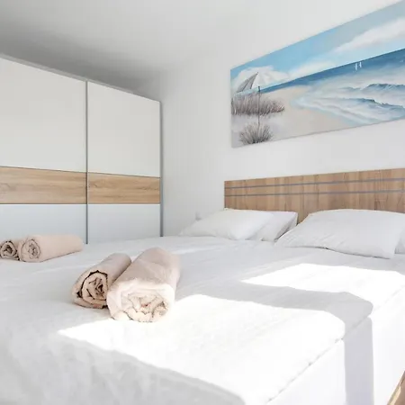 Semesterbostad Casa Helieta